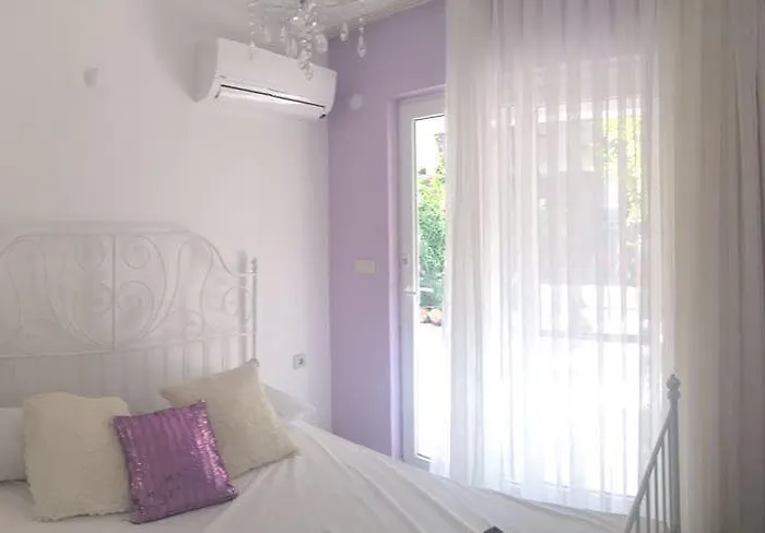 Kiraz Cicegi Butik Hotel Akyaka (Mugla)